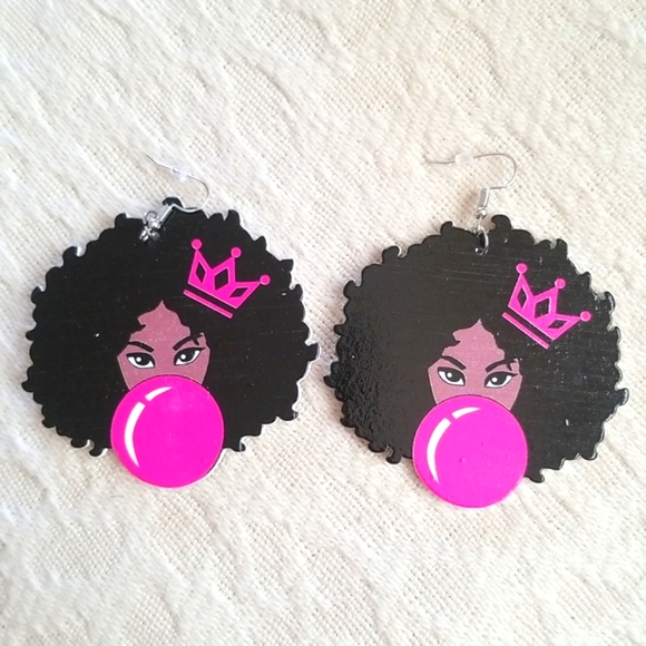 Dream Plus Jewelry - 3 for $15 Queen Bubble Gum Dangle Earrings